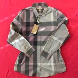 Burberry Woman’s 100% Cotton Shirt in Pale Orchid, size L